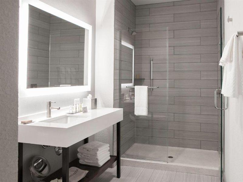 Hilton Garden Inn Minneapolis - University Area Zewnętrze zdjęcie