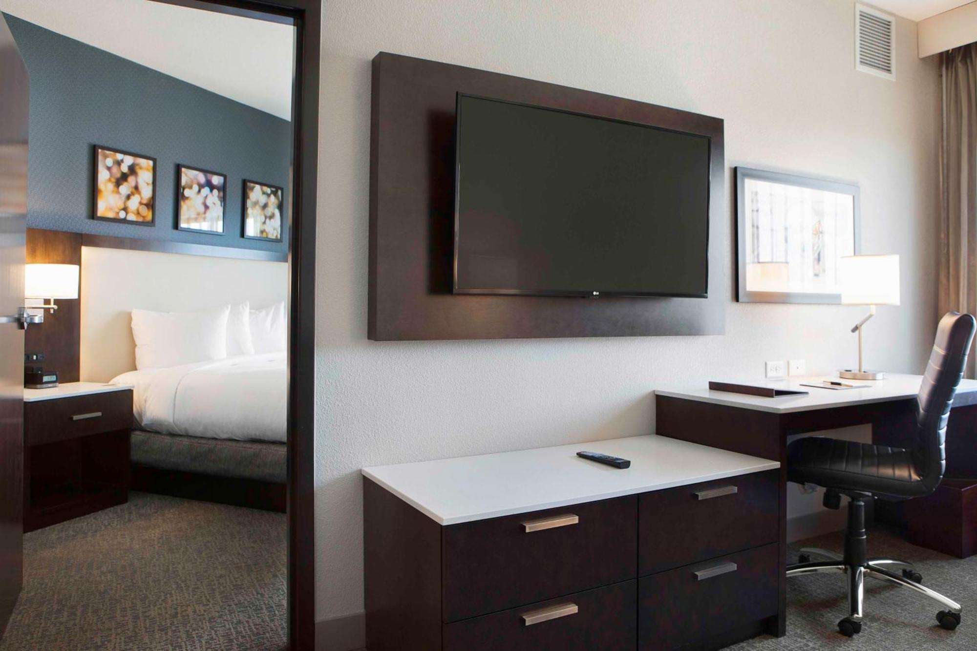 Hilton Garden Inn Minneapolis - University Area Zewnętrze zdjęcie