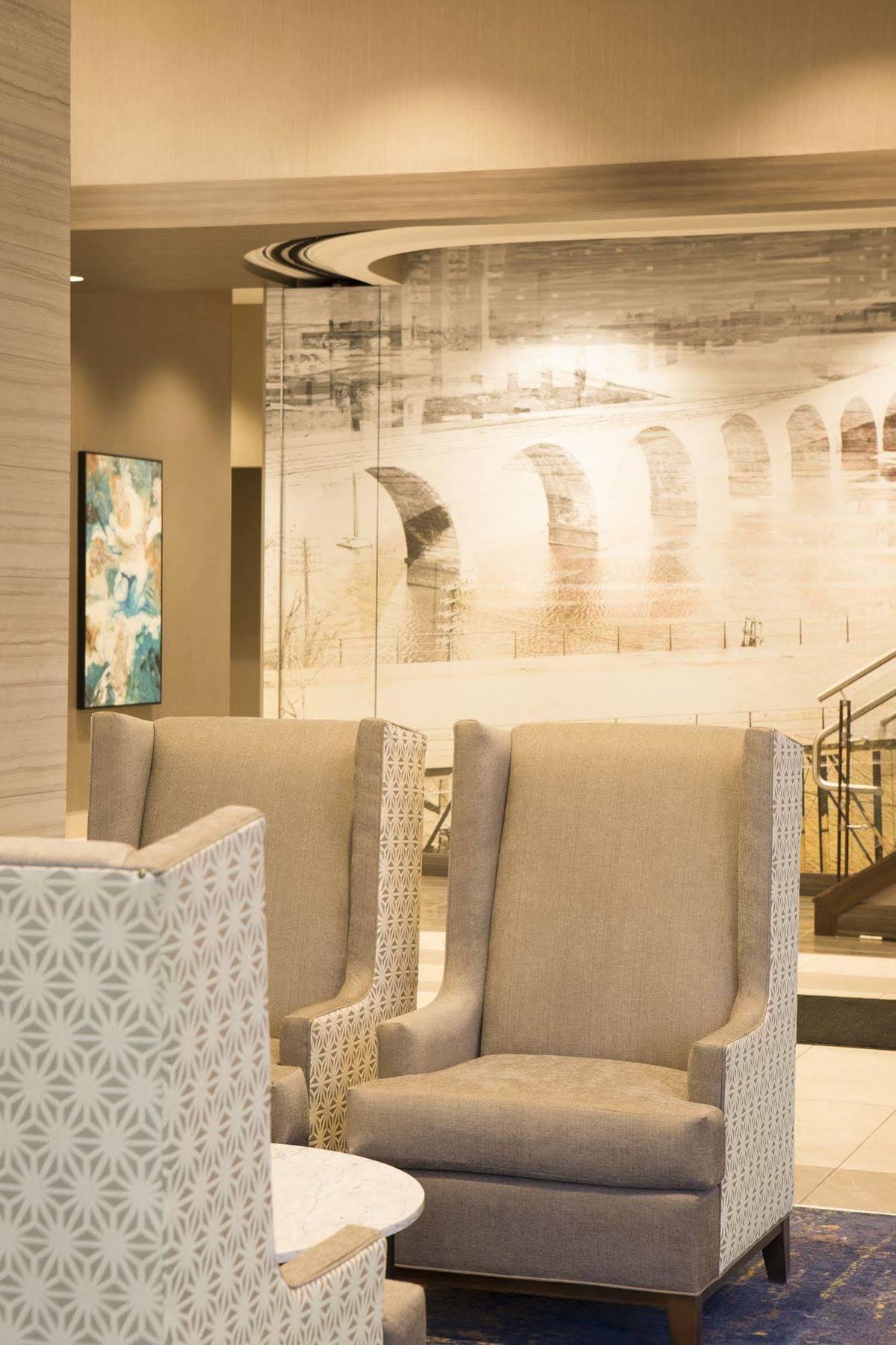Hilton Garden Inn Minneapolis - University Area Zewnętrze zdjęcie